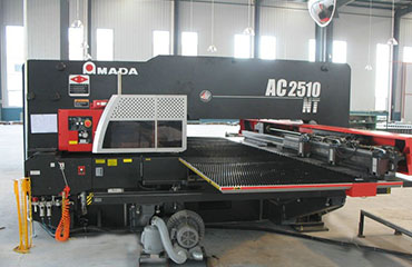 日产数控转塔式冲床